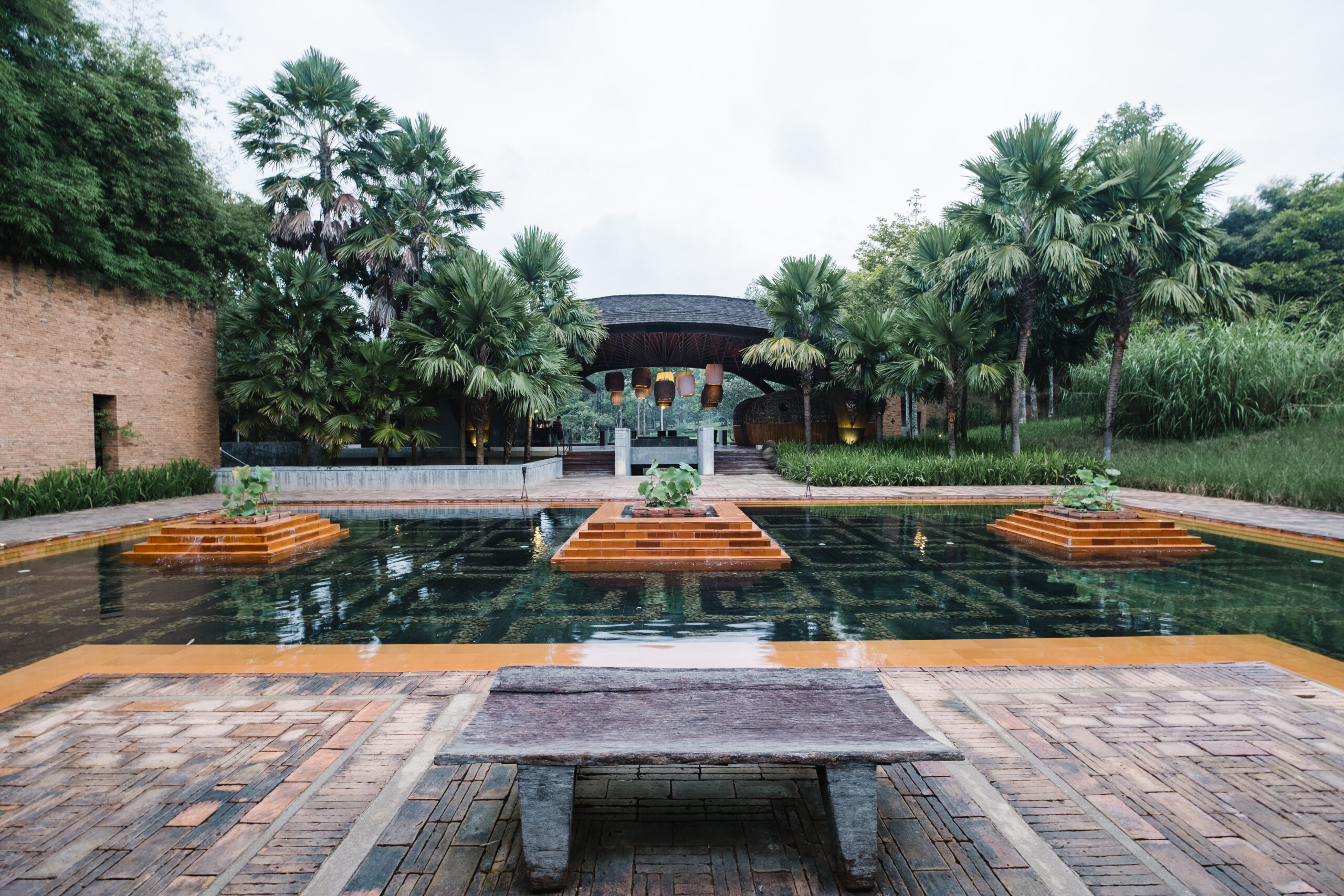 Amar Thikana Spotlight